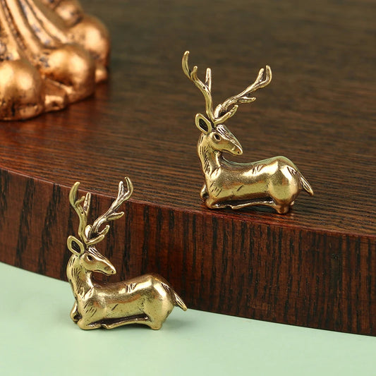 1pc Retro Brass Christmas Elk Miniature Figurine Festival Decoration Accessories Mini Deer Statue Desktop Ornament Decors
